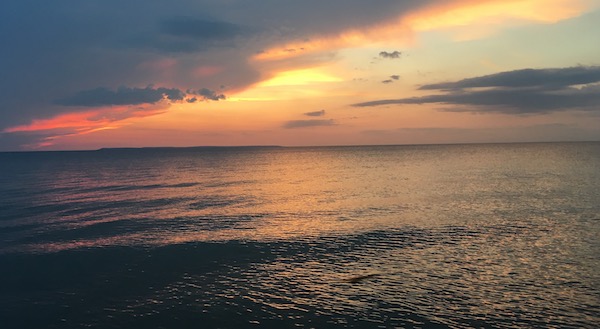 Show the Governor You Care About the Great Lakes!
