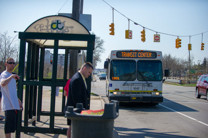 Detroit Hotels Want Shuttle Service; Airport Doesn’t See Need